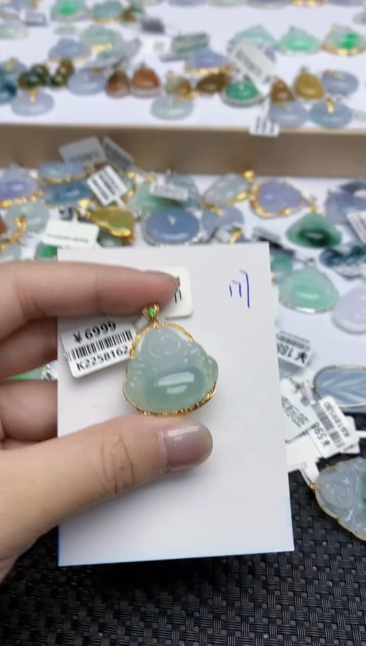 【闪购商品】翡翠颈饰18K金镶嵌天然翡翠A货