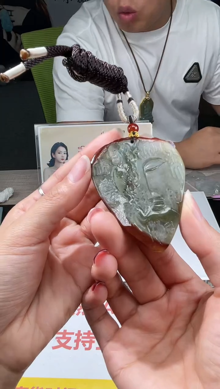 【闪购商品】定制翡翠未镶嵌挂件其他A1 |+0