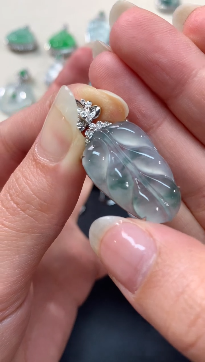 【闪购商品】翡翠吊坠(不含链)18K金镶嵌A119|12800+0