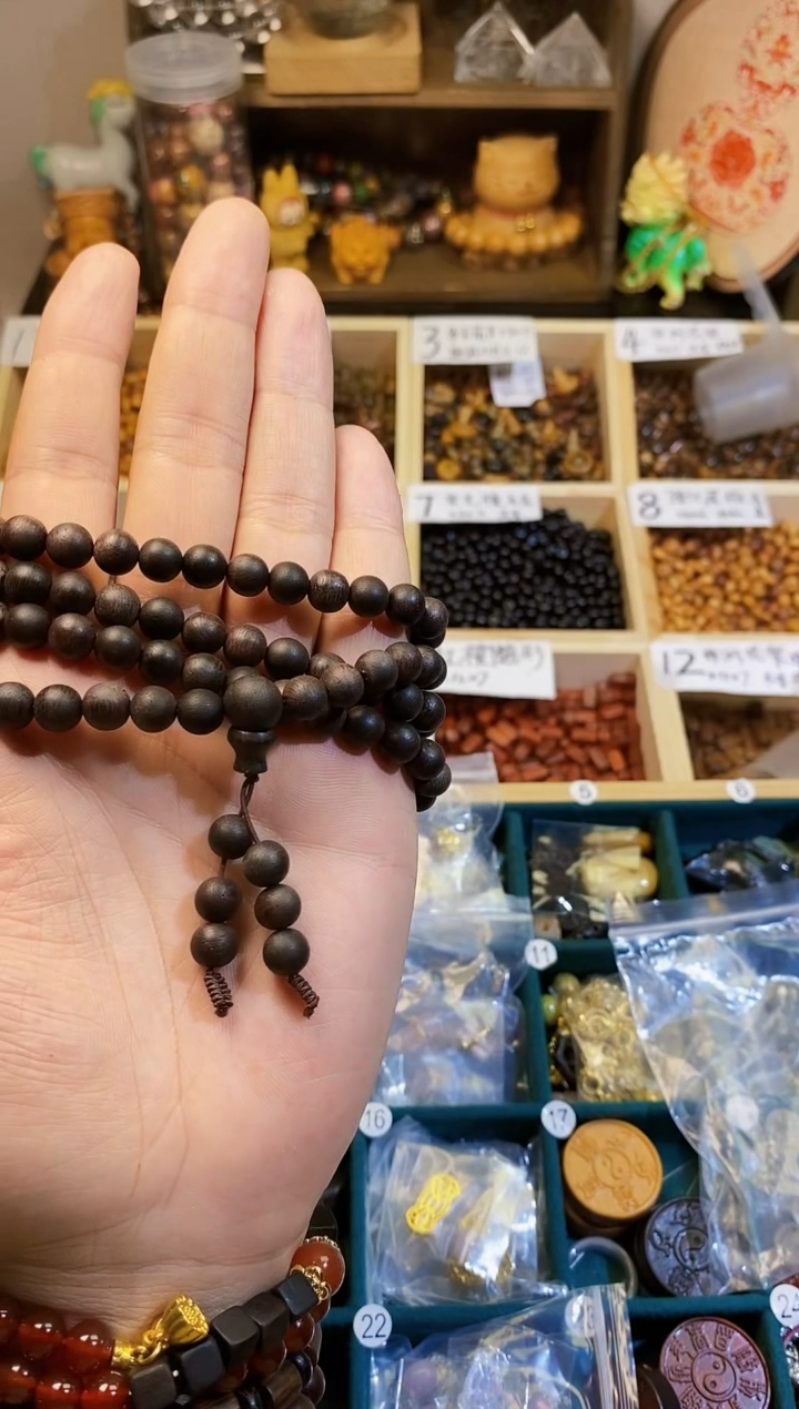 非洲檀香手串/手链红土沉卡8多圈108颗