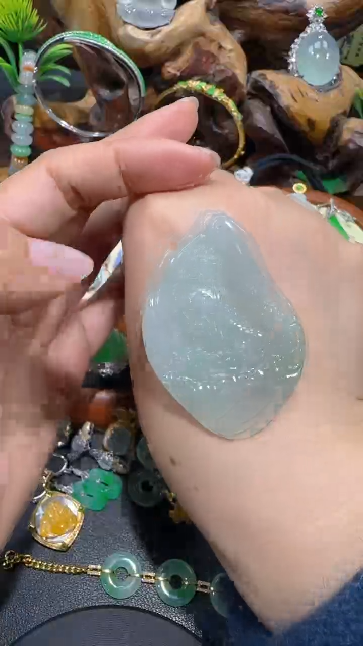 【闪购商品】翡翠吊坠(不含链)未镶嵌吊坠