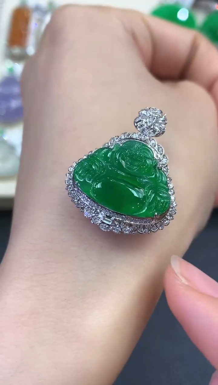 【闪购商品】翡翠吊坠(不含链)18K金镶嵌 D7