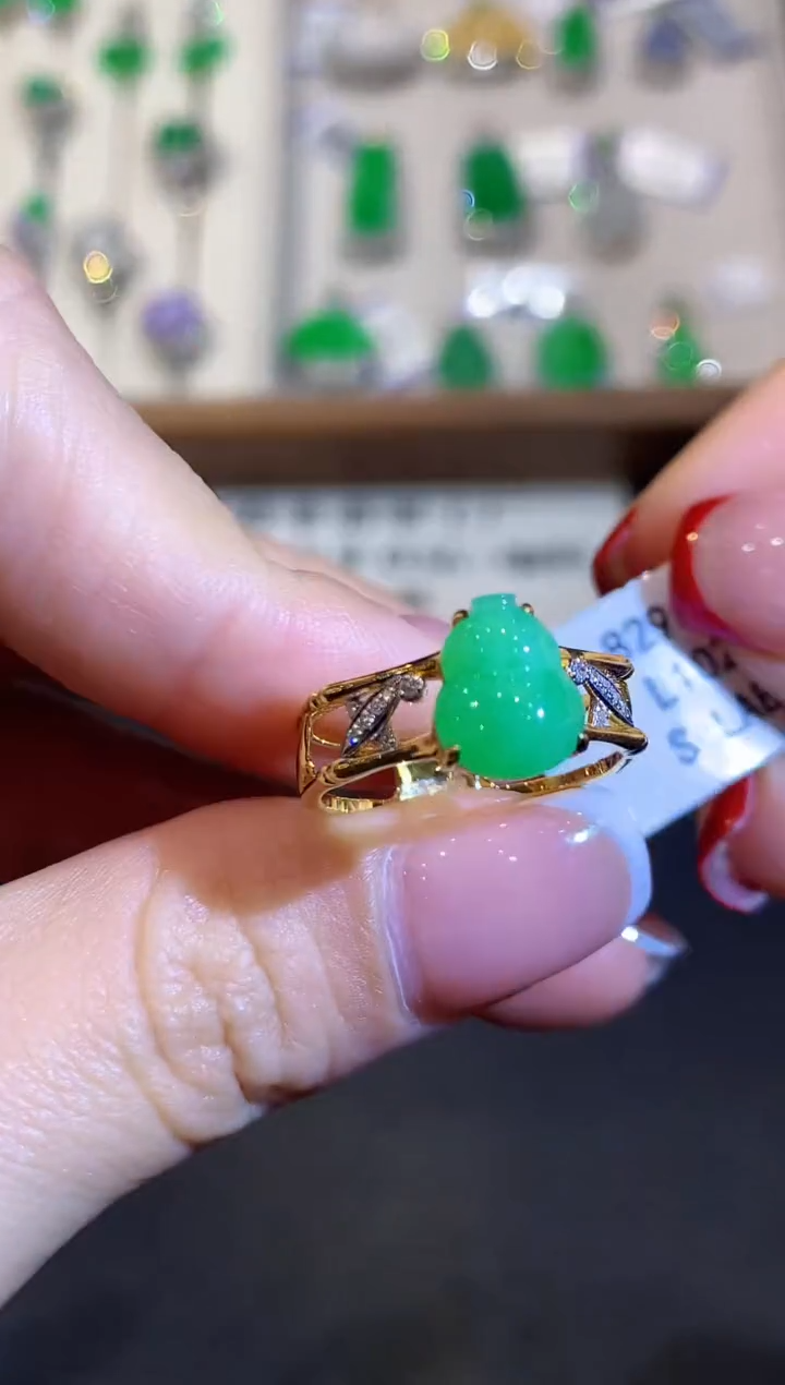 翡翠戒指18K金镶嵌L1022多样性发其一