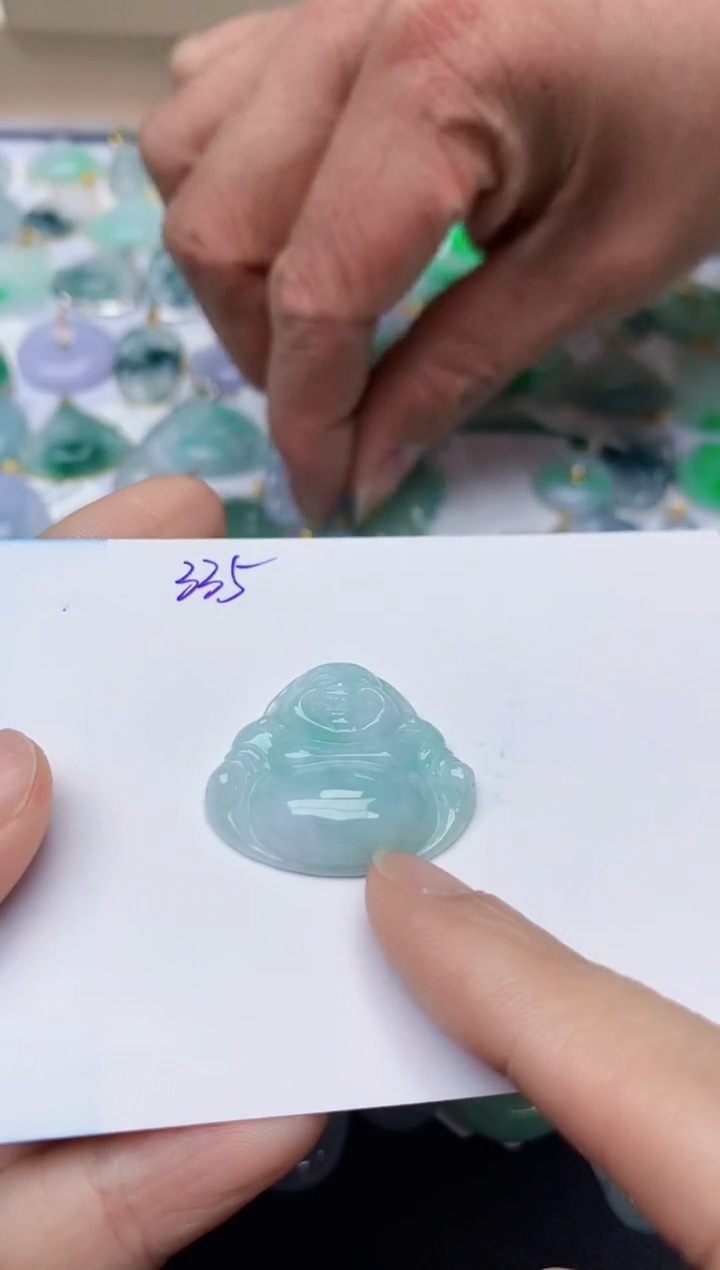 【闪购商品】翡翠颈饰未镶嵌天然翡翠A货   