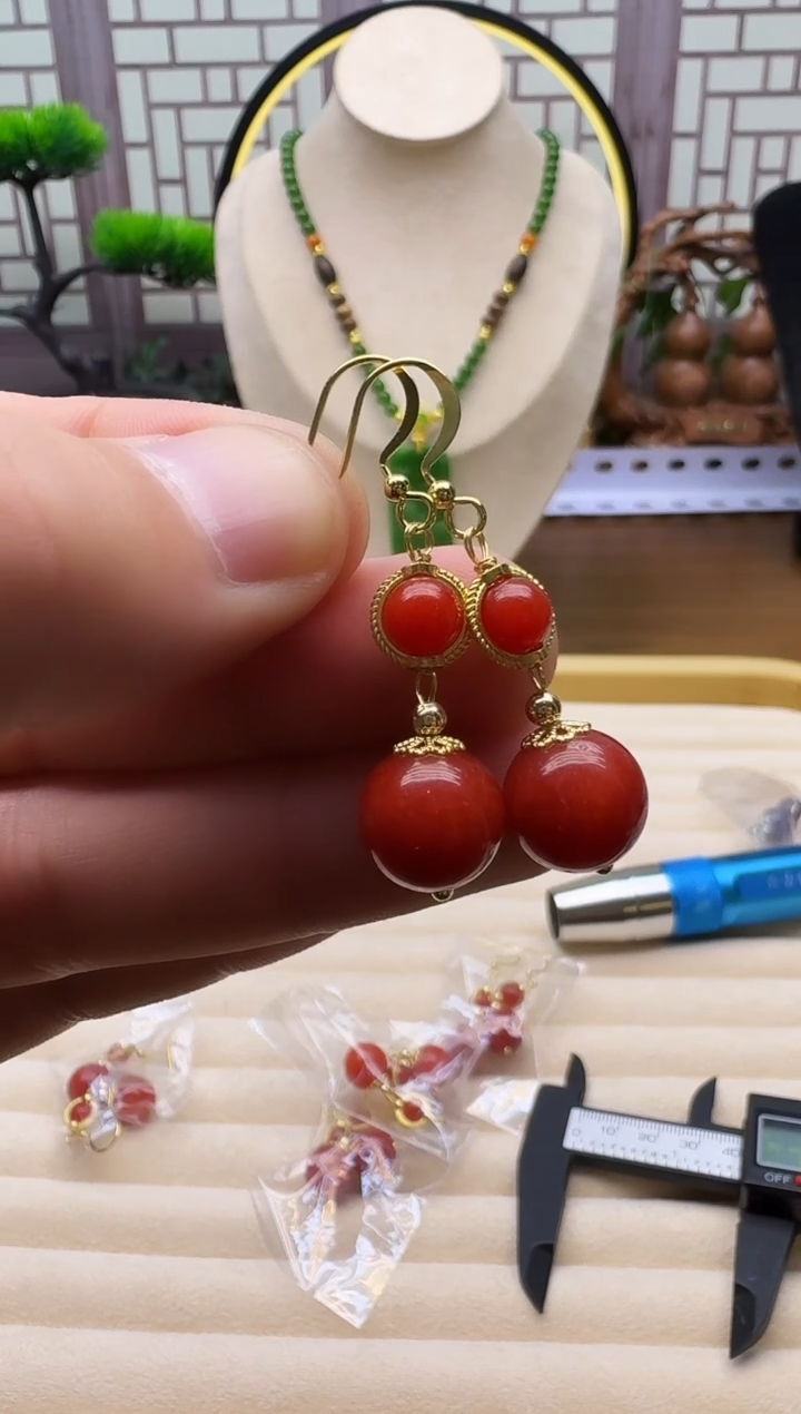 14K金镶嵌翡翠耳饰E184    