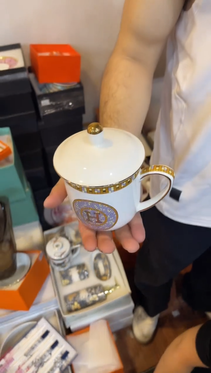 杯鸿辉家品牌瓷器，京东包邮！