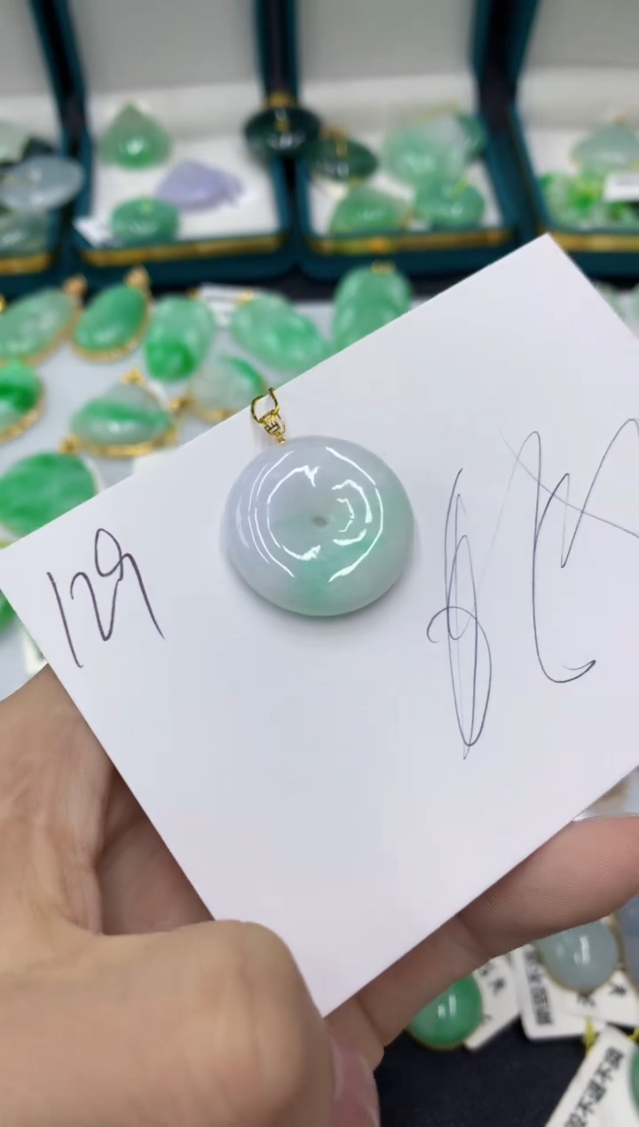 【闪购商品】翡翠颈饰18K金镶嵌号链接11111