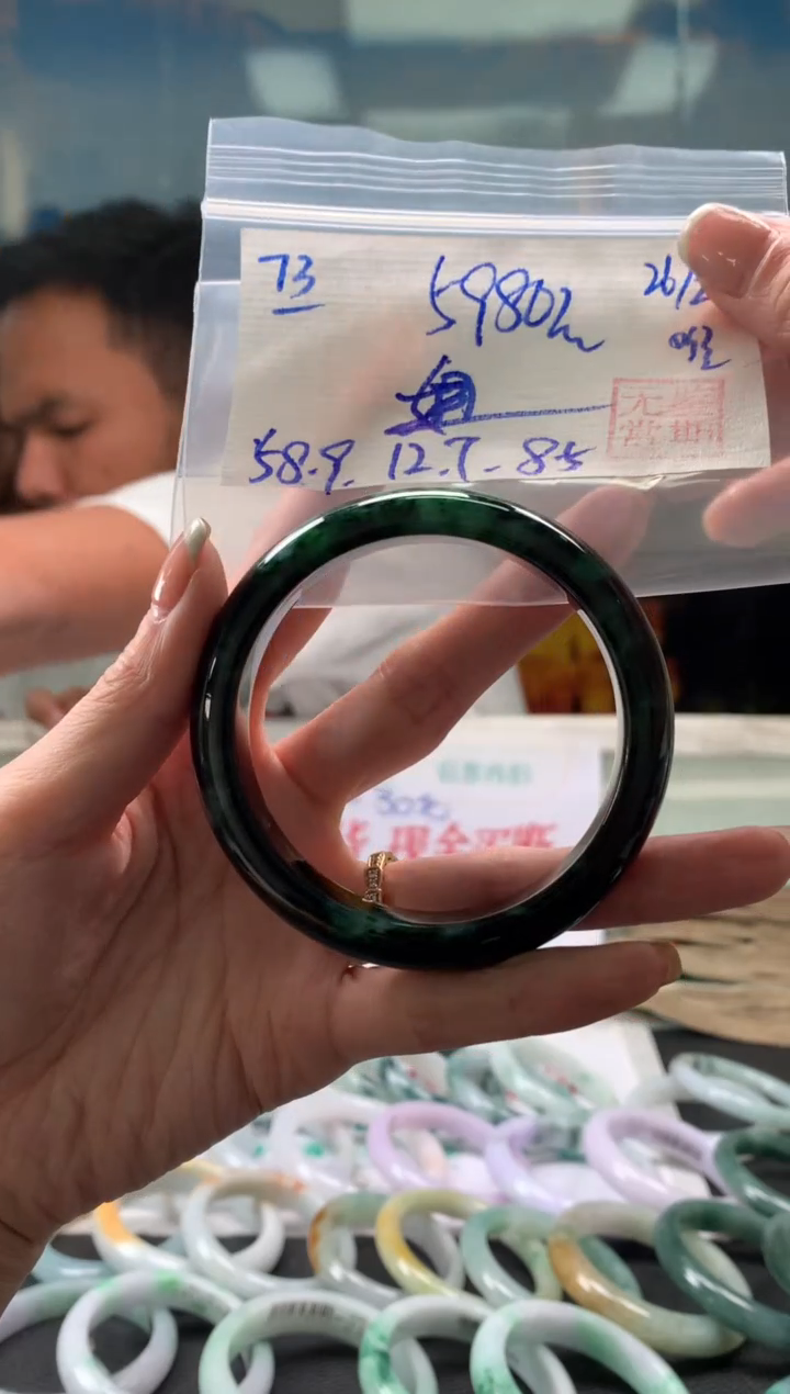 【闪购商品】翡翠手镯未镶嵌翡翠手镯 下单联系小耳机#73