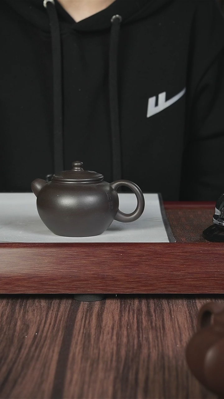 【闪购商品】紫砂茶壶战旗  雾灰  福珠