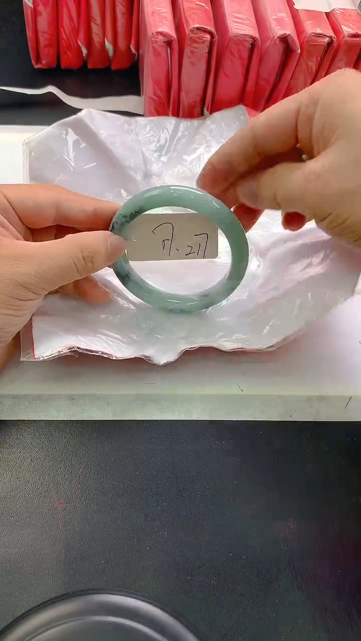 未镶嵌手镯翡翠217