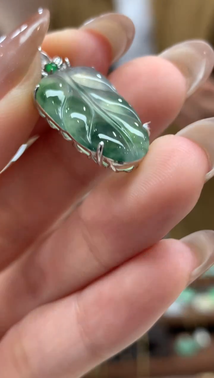 【闪购商品】翡翠18K金镶嵌吊坠(不含链)叶子
