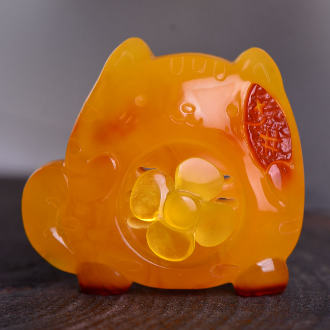 焦皮橘红小猫可以转动的风扇蜜蜡（47.3×42.7×17）