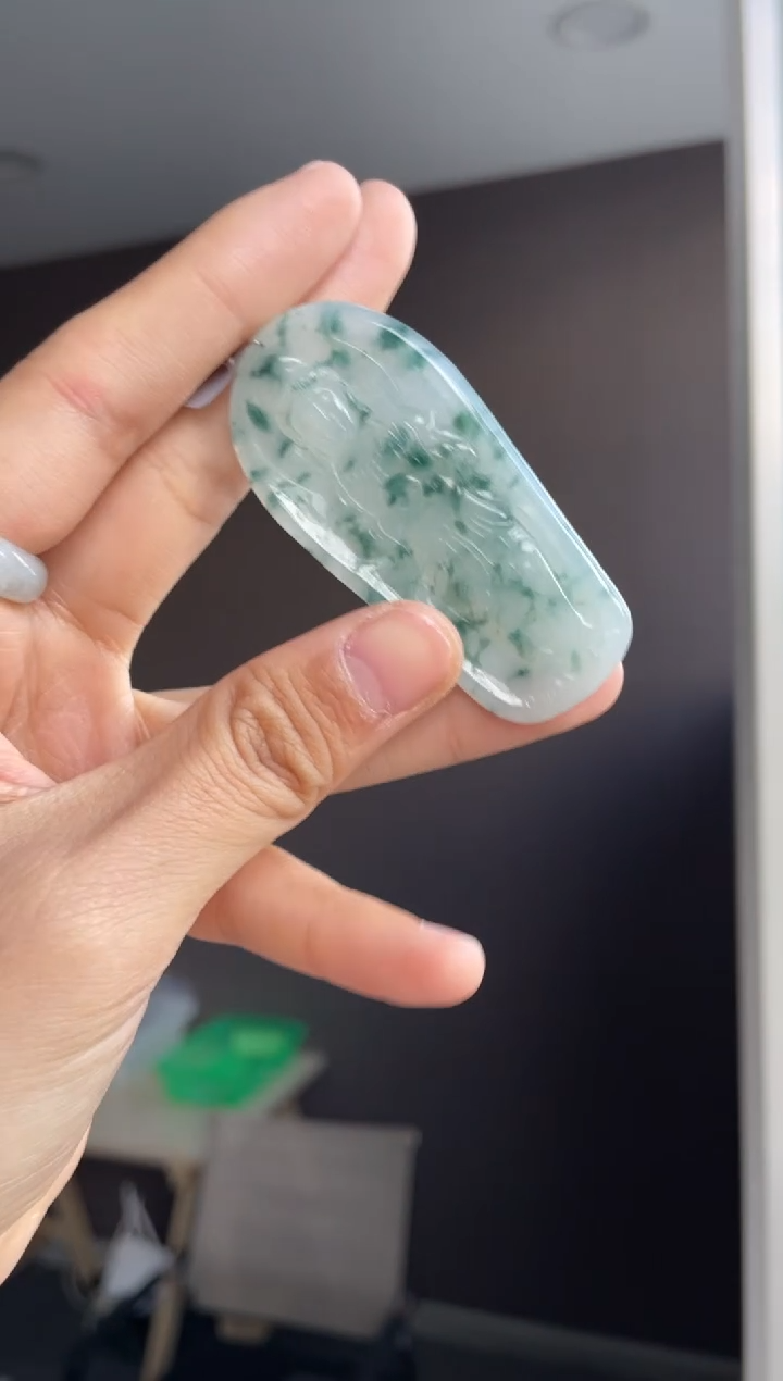 吊坠(不含链)未镶嵌翡翠天然缅甸A货翡翠