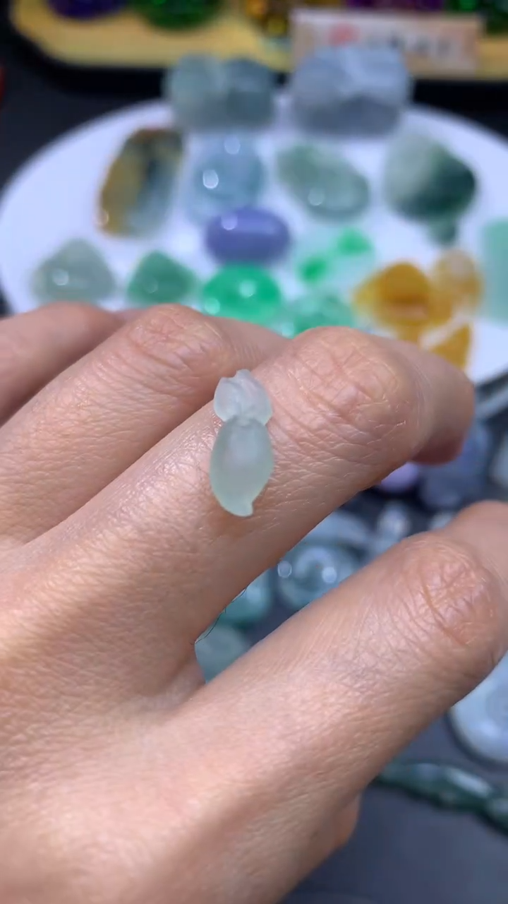 【闪购商品】定制翡翠未镶嵌翡翠