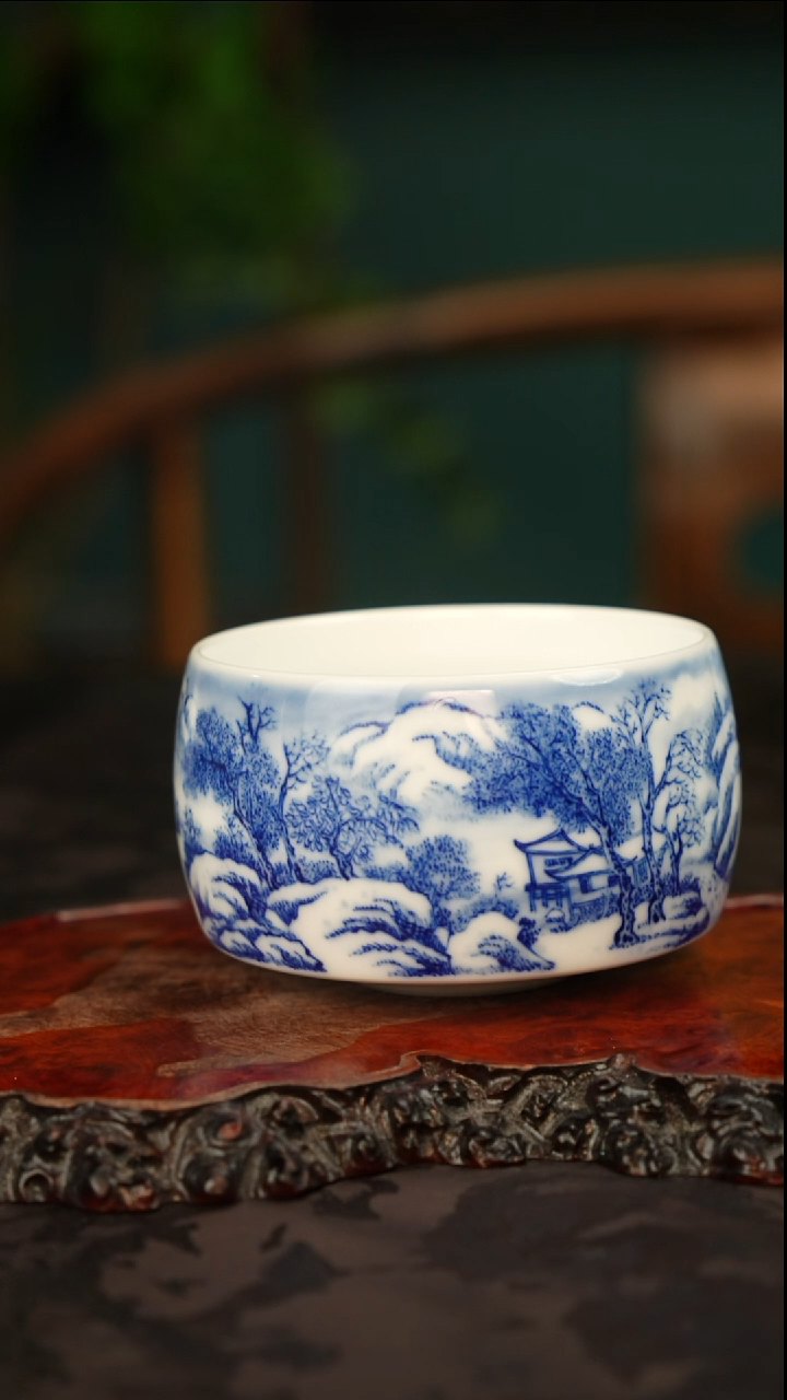 一*风九段烧青花手绘雪景主人杯