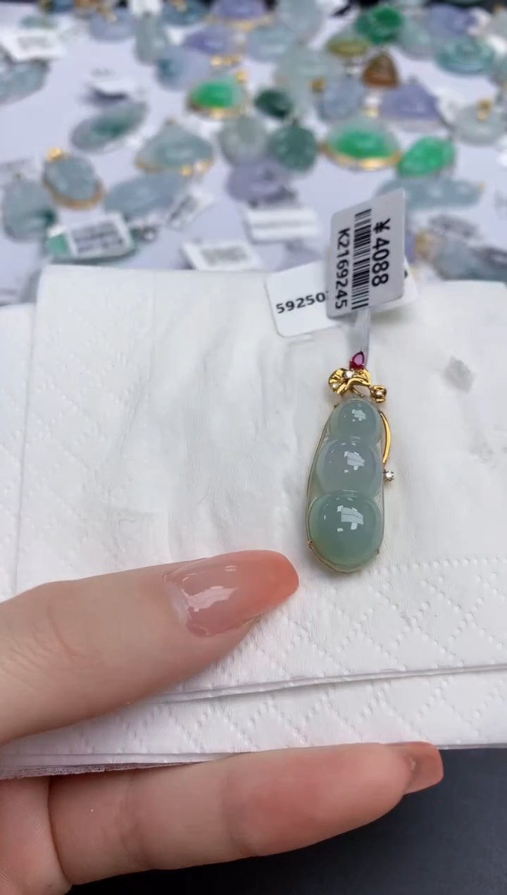 【闪购商品】翡翠颈饰18K金镶嵌天然缅甸翡翠A货