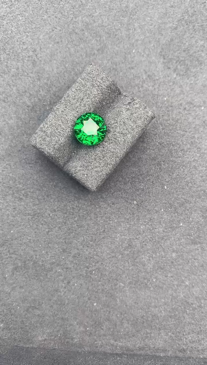 【闪购商品】石榴石裸石未镶嵌4ct沙弗莱