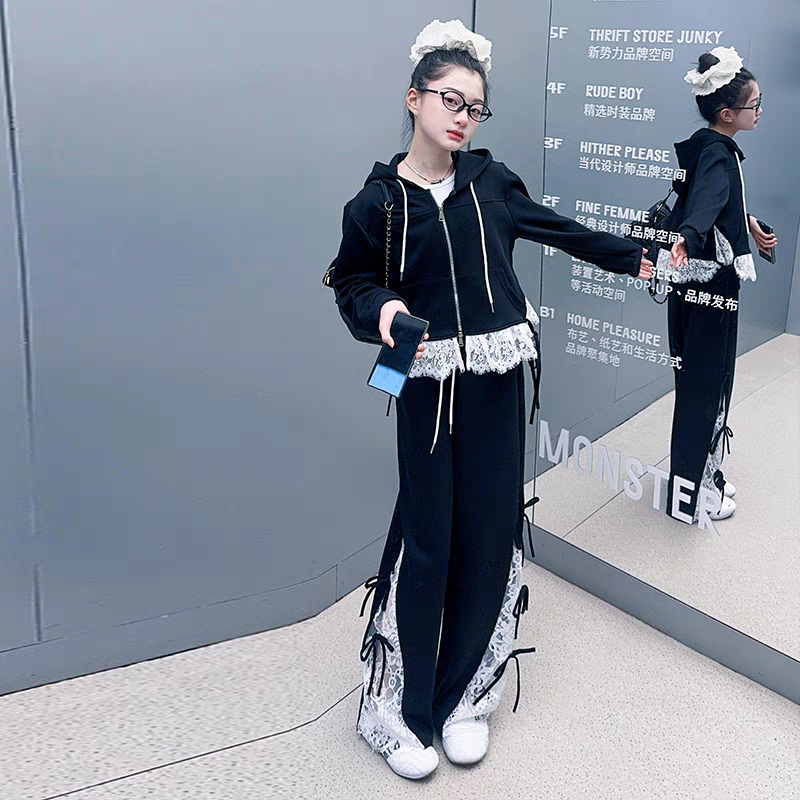 女童2025春款穿搭洋气休闲运动蕾丝拼接连帽潮流修身卫衣外套套装