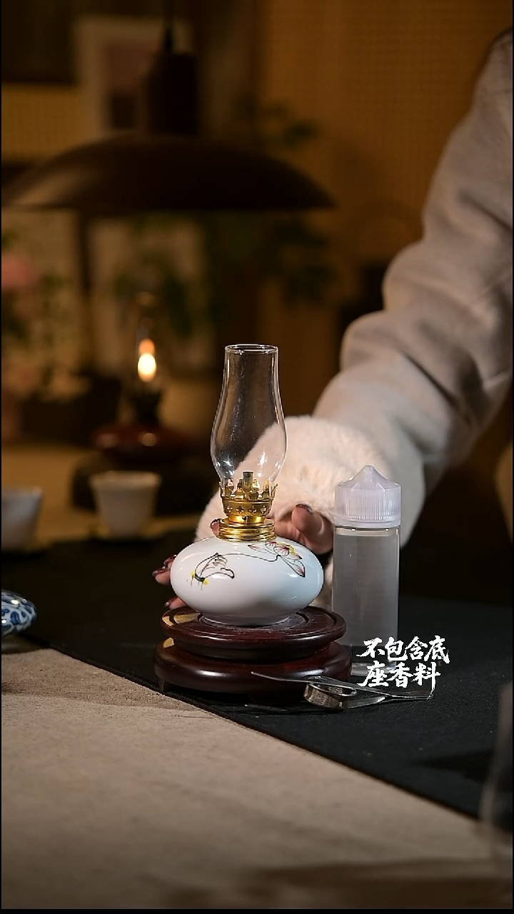 景德镇陶瓷香薰灯