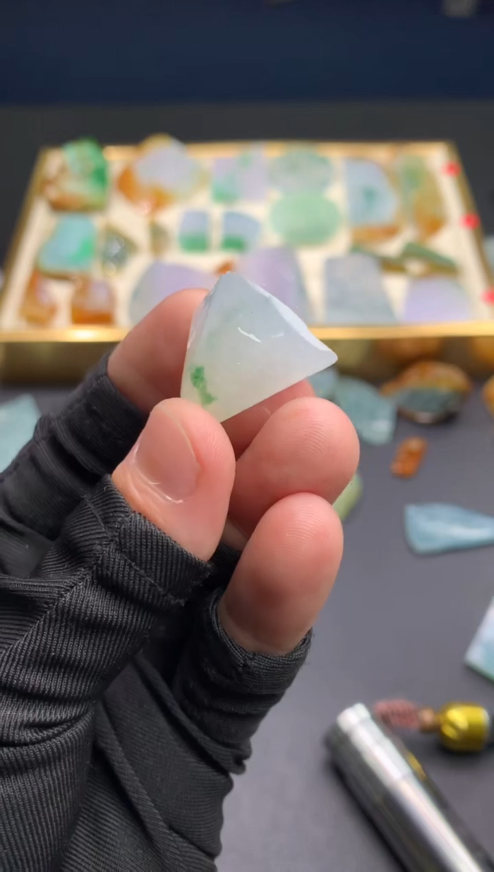 【闪购商品】定制翡翠未镶嵌          