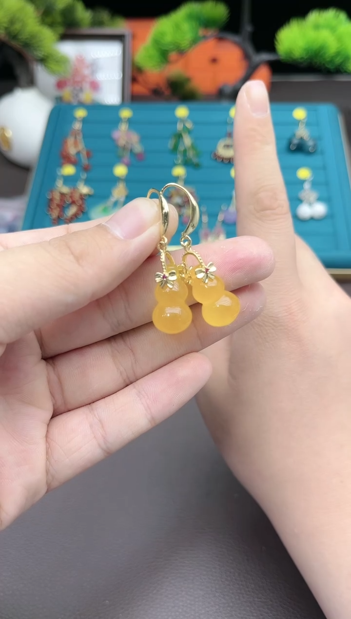 【闪购商品】玛瑙/玉髓耳钉银S925镶嵌333000