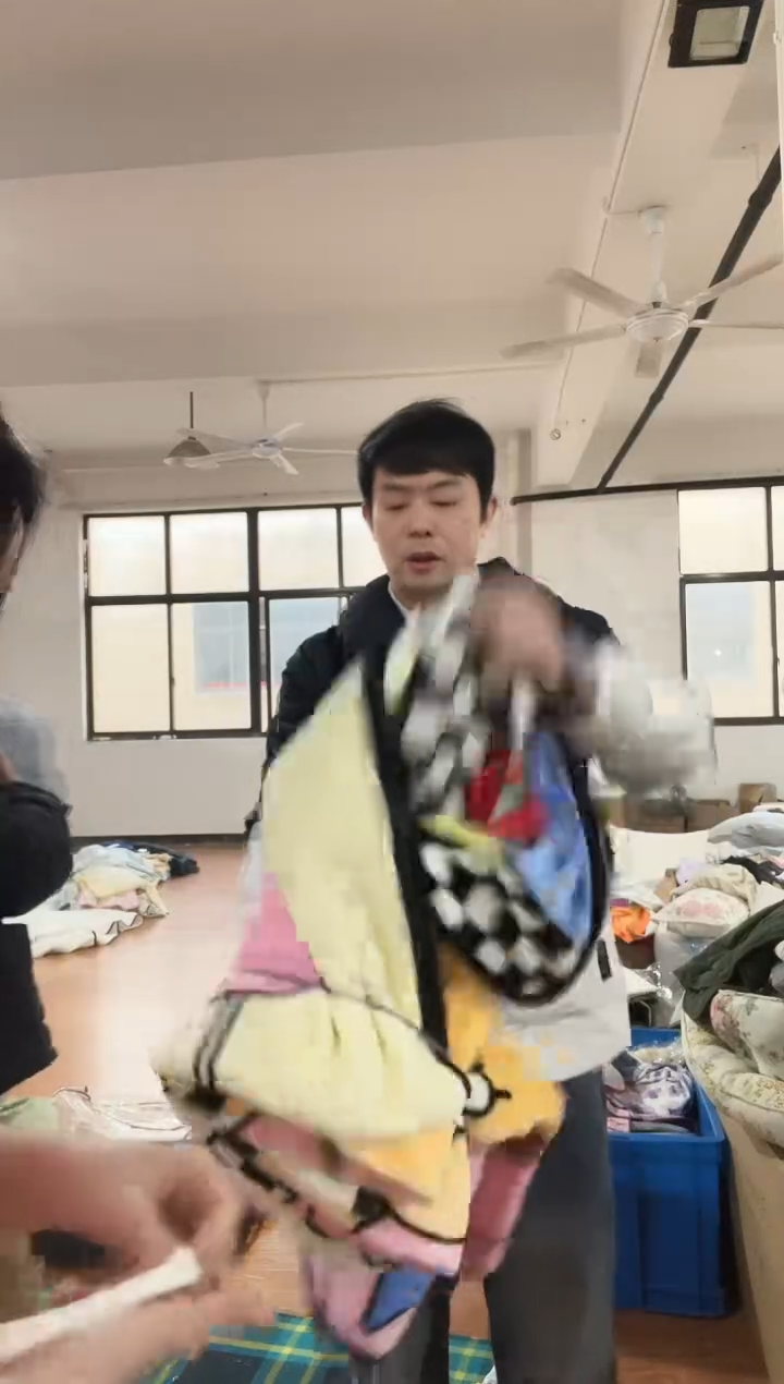 棉棉D58 绒毯发3 