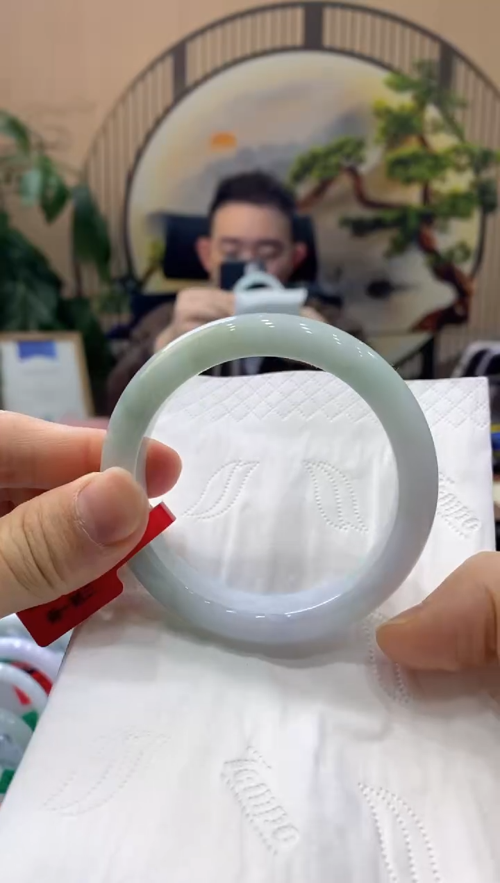 【闪购商品】翡翠手镯未镶嵌000010265