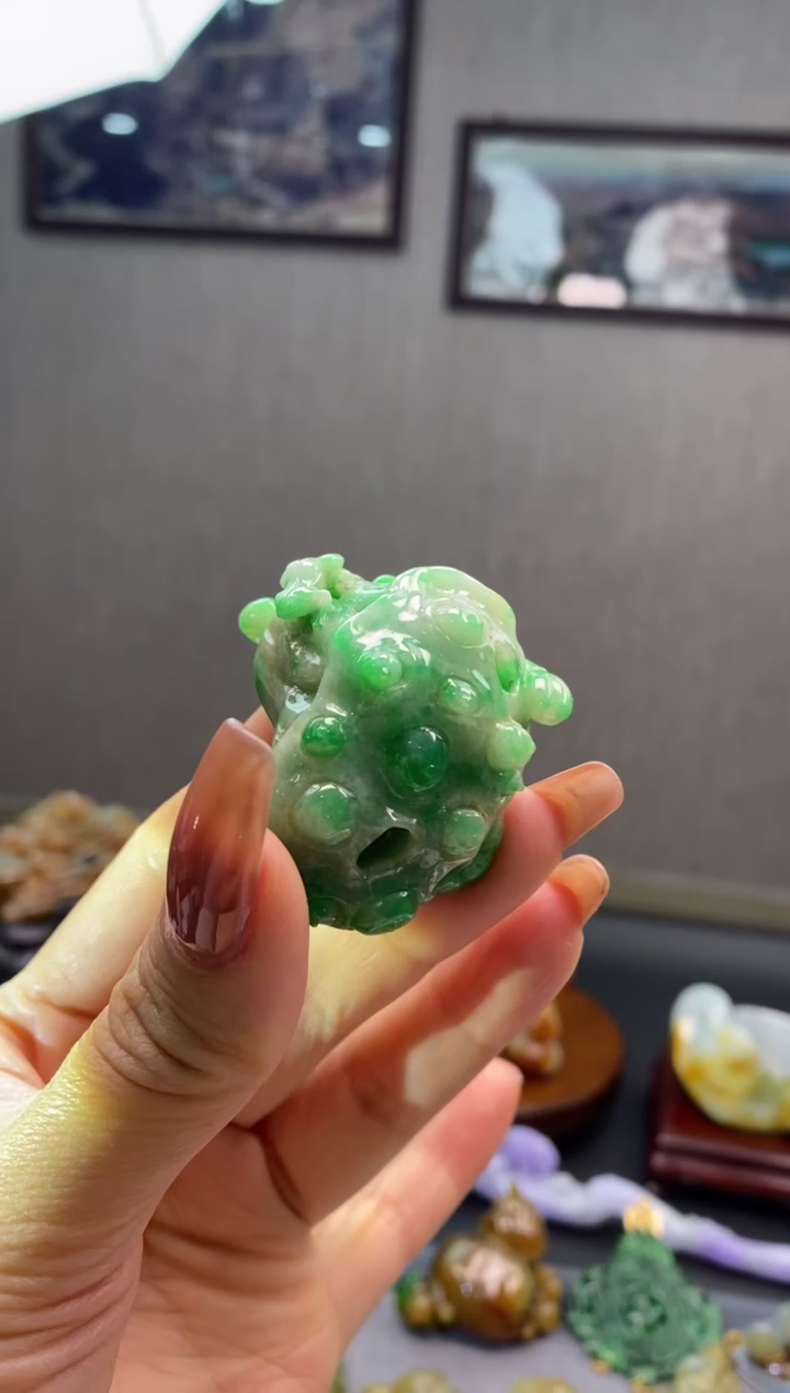 【闪购商品】翡翠颈饰未镶嵌翡翠带色莲蓬
