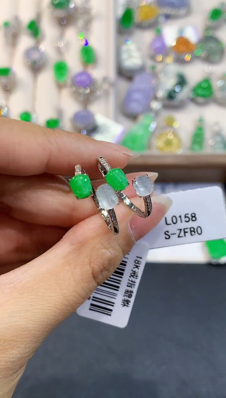 【闪购商品】翡翠18K金镶嵌戒指L0158多样性发其一