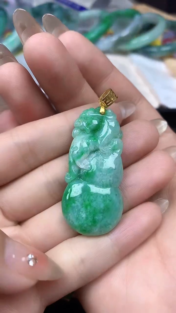 【闪购商品】翡翠颈饰18K金镶嵌颈饰