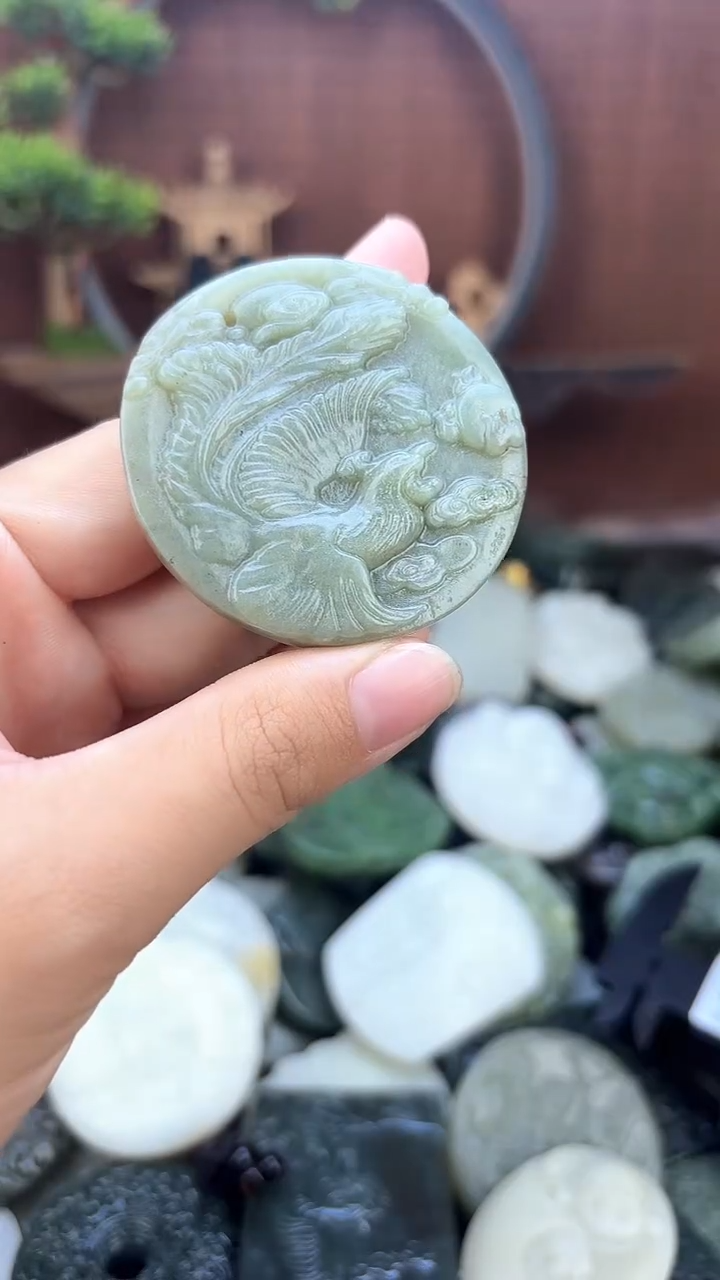 和田玉未镶嵌颈饰1