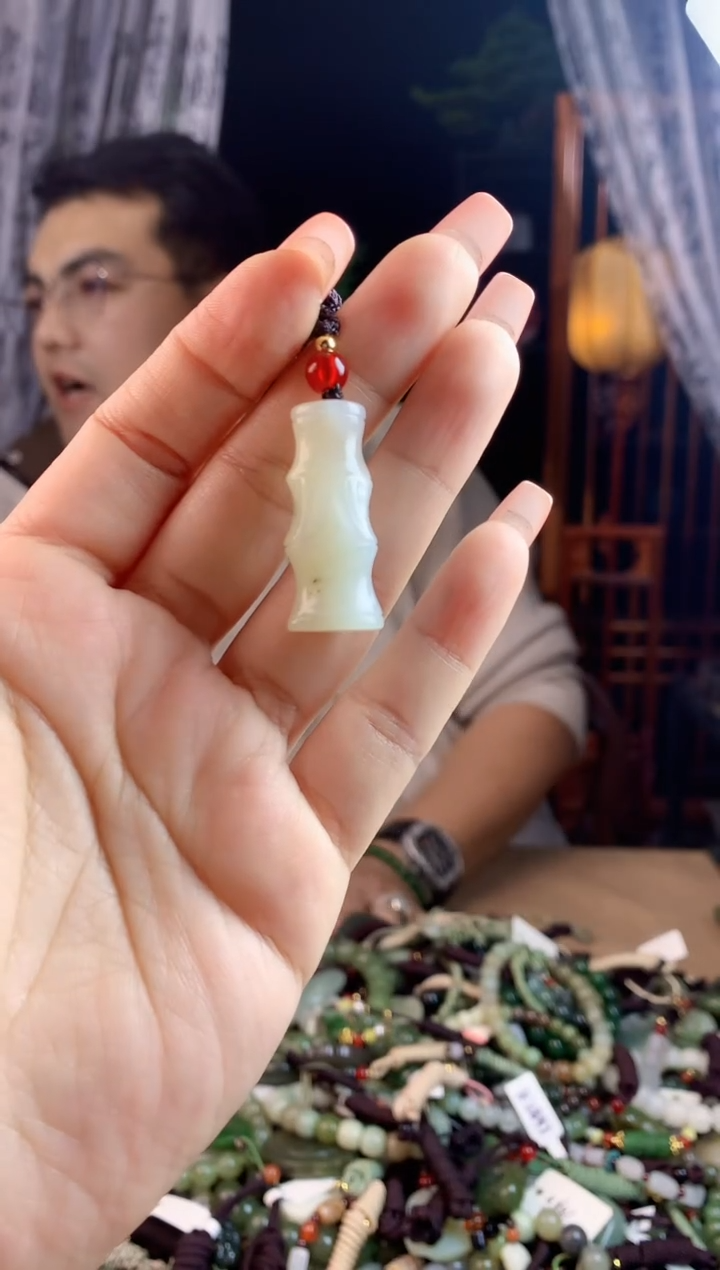 【闪购商品】和田玉挂件未镶嵌多样性发货拍一发一