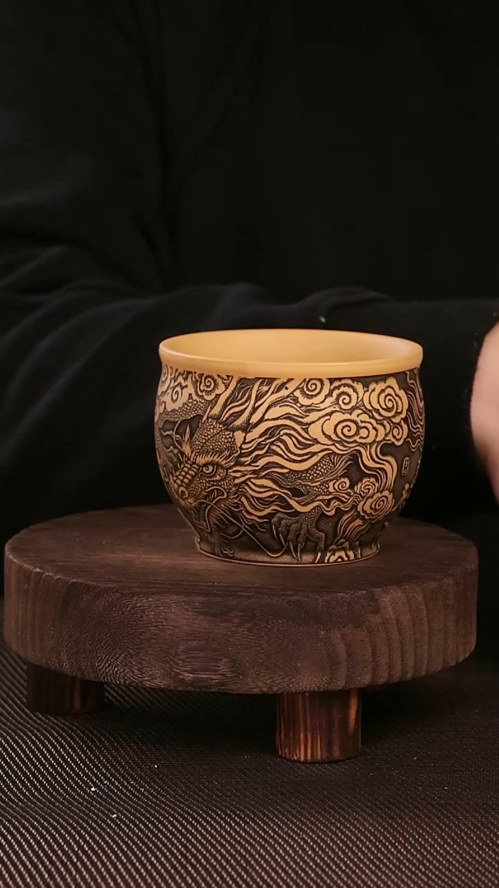 茶杯紫砂紫砂刻绘主人杯龙行天下