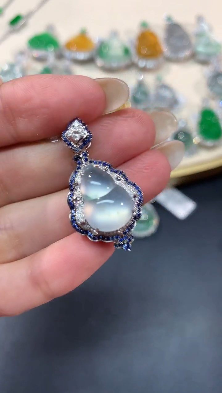 【闪购商品】翡翠吊坠(不含链)18K金镶嵌A68|16800