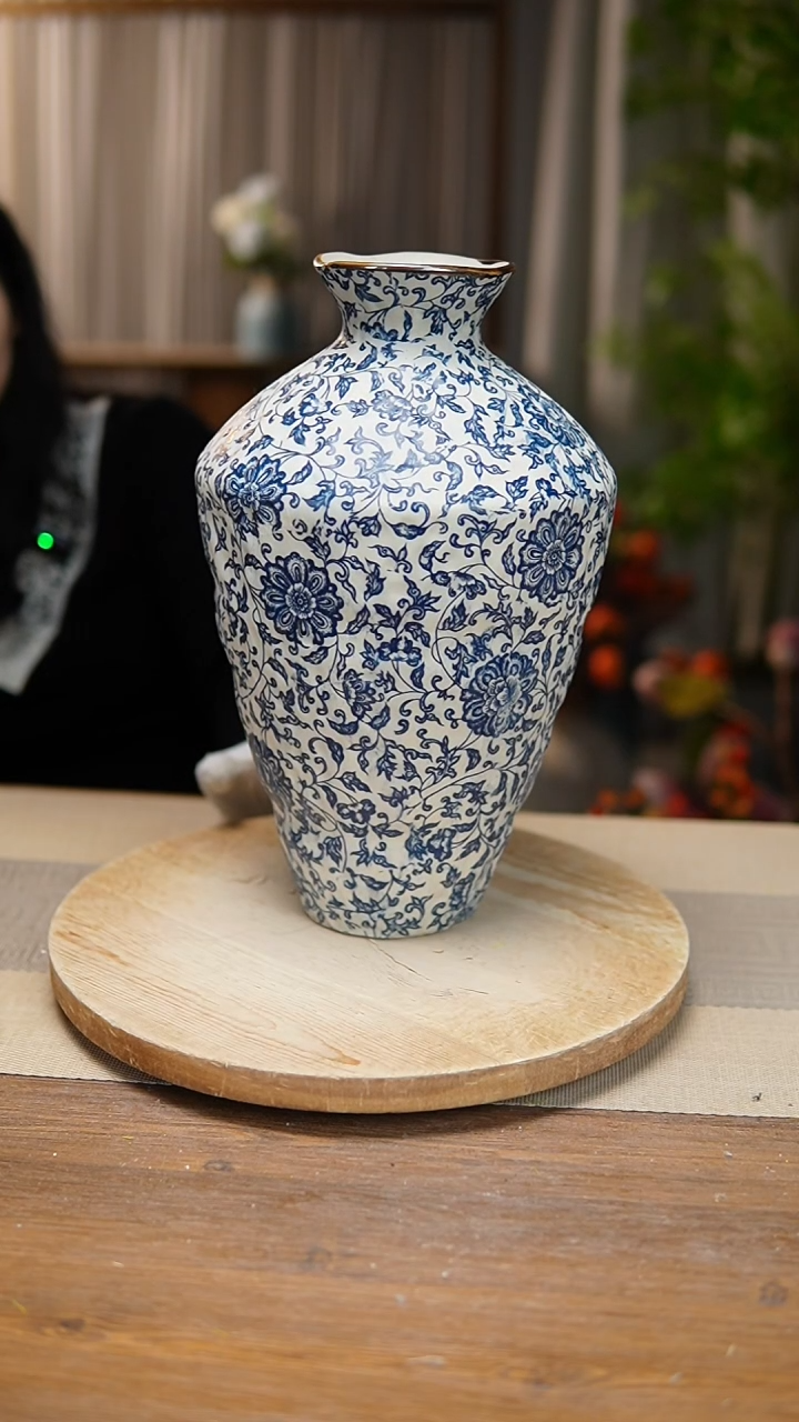 【闪购商品】陶瓷 花器青花瓷缠枝莲高脚
