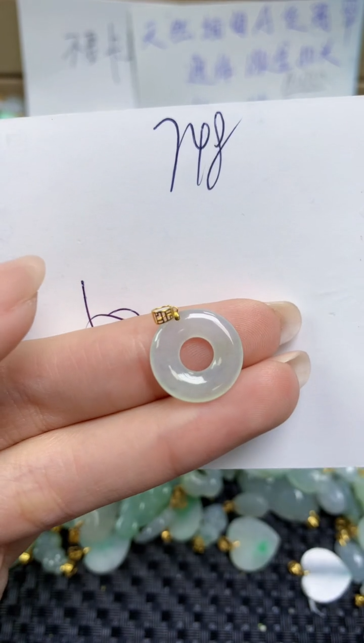 【闪购商品】翡翠颈饰18K金镶嵌天然缅甸A货翡翠