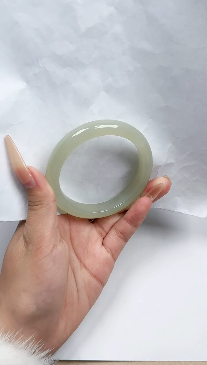 【闪购商品】和田玉手镯未镶嵌56圈口  YY