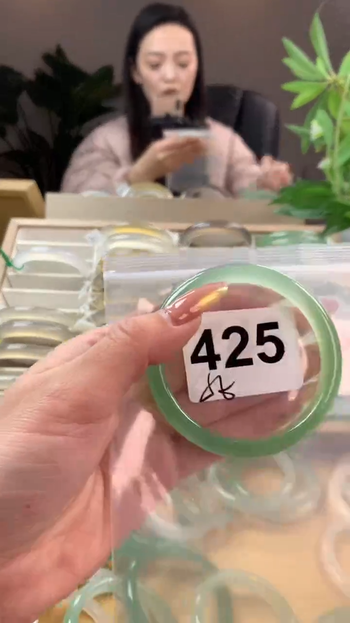 【闪购商品】玛瑙/玉髓手镯未镶嵌425