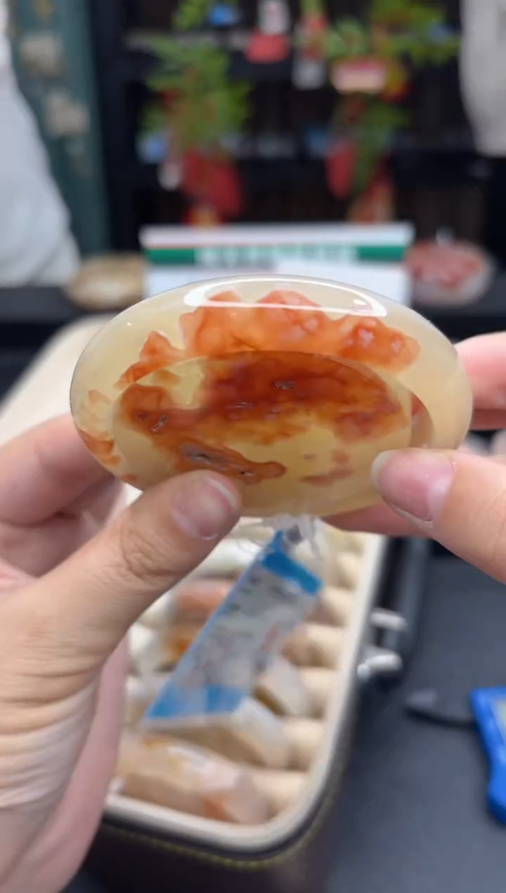 【闪购商品】石英质玉手镯未镶嵌268（60圈赠送镯心）