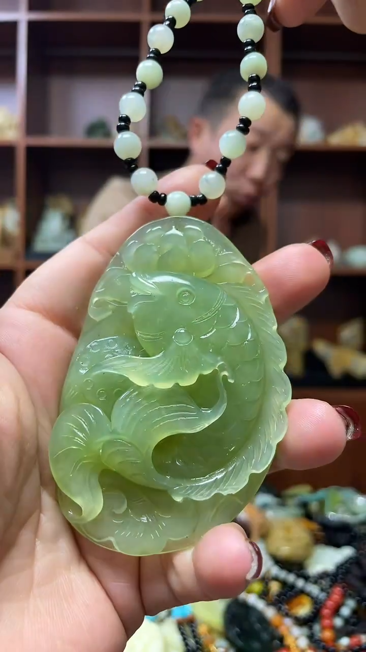 未镶嵌岫玉挂件 