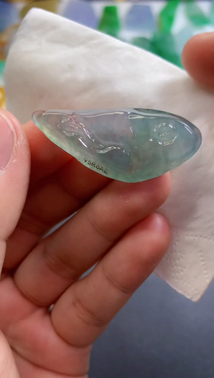 【闪购商品】翡翠吊坠(不含链)未镶嵌5884