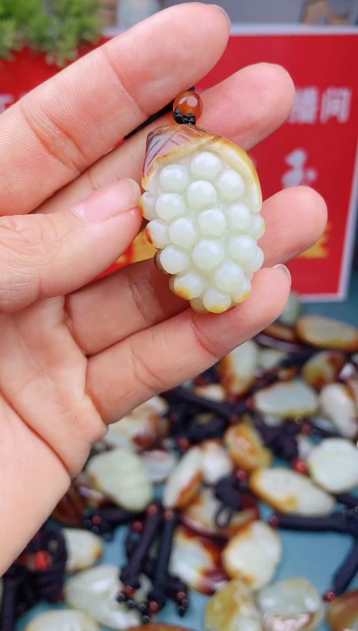 【闪购商品】和田玉颈饰未镶嵌