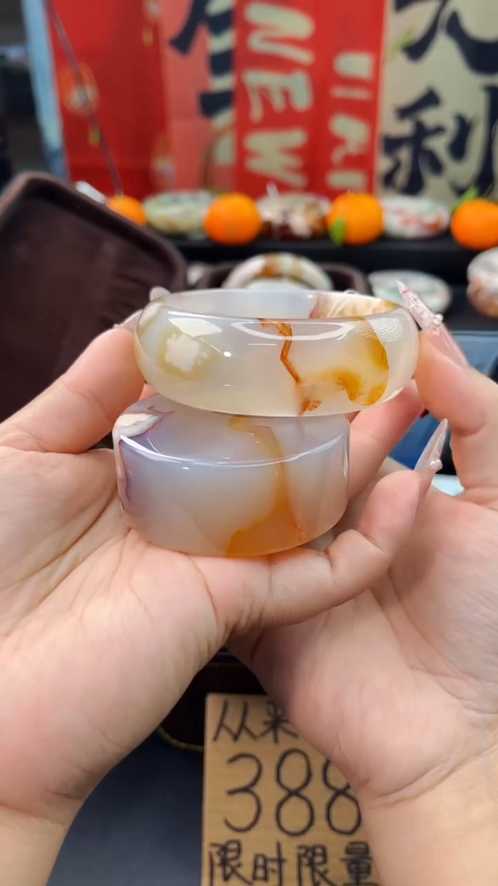 【闪购商品】石英质玉手镯未镶嵌赠送镯心（58圈口）