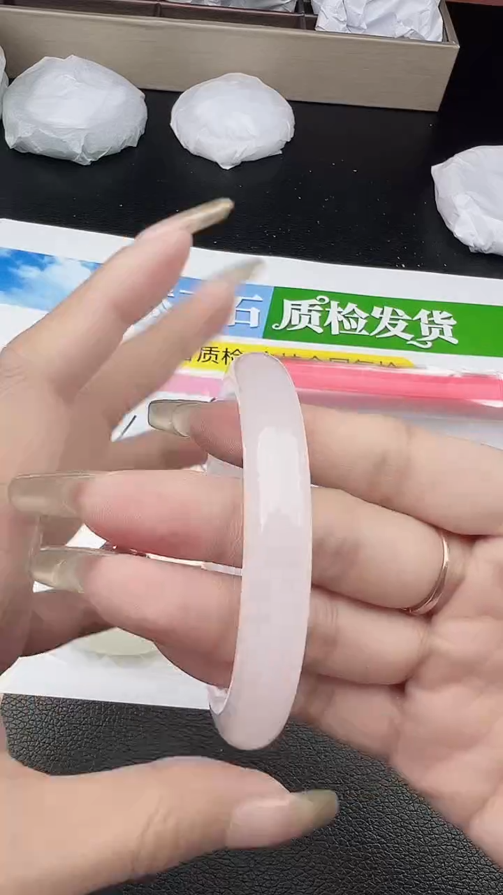 未镶嵌手镯石英质玉圈口 54 -56