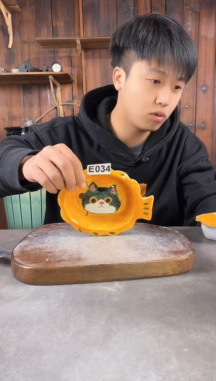 【闪购商品】碗034，手工手绘，新年快乐！