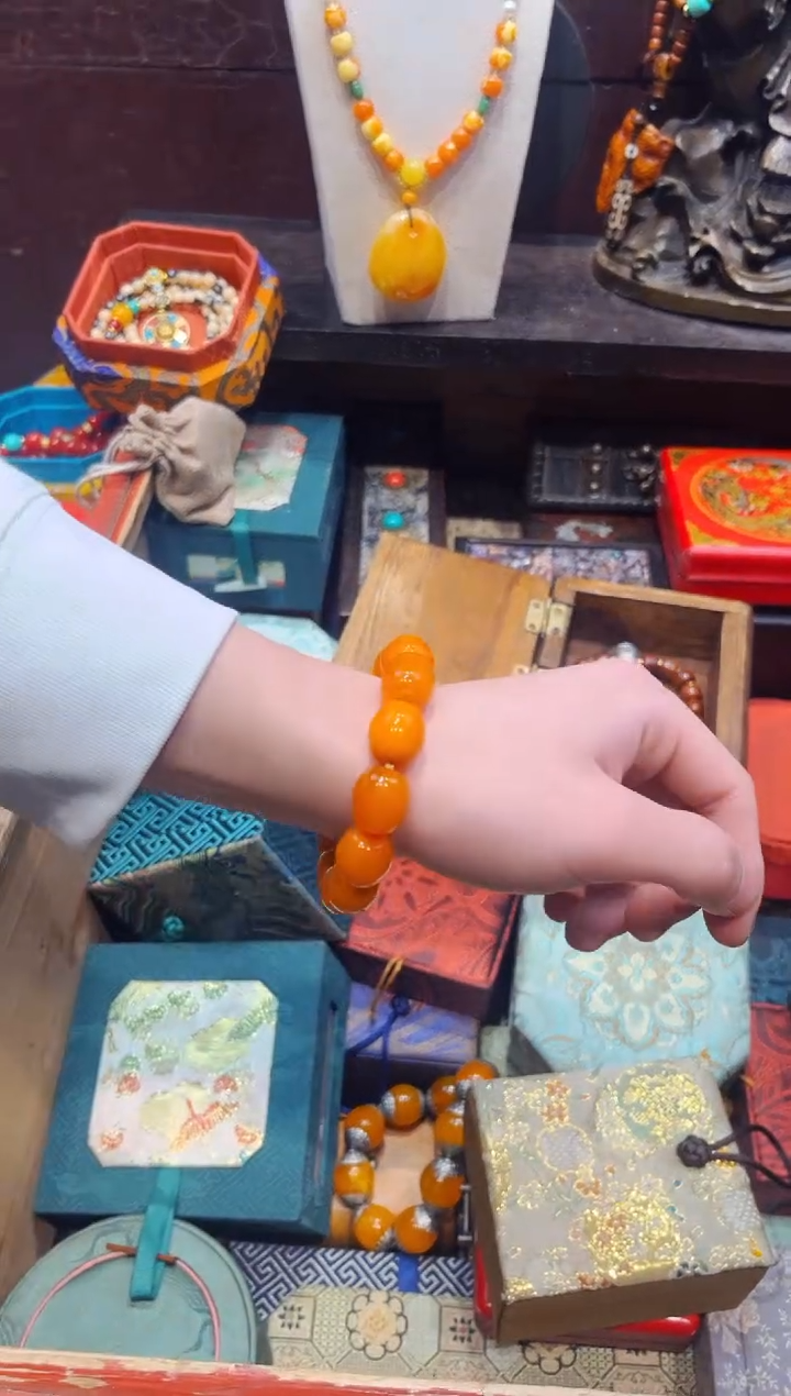 【闪购商品】蜜蜡裸石未镶嵌欣妹专属精选链接a14411