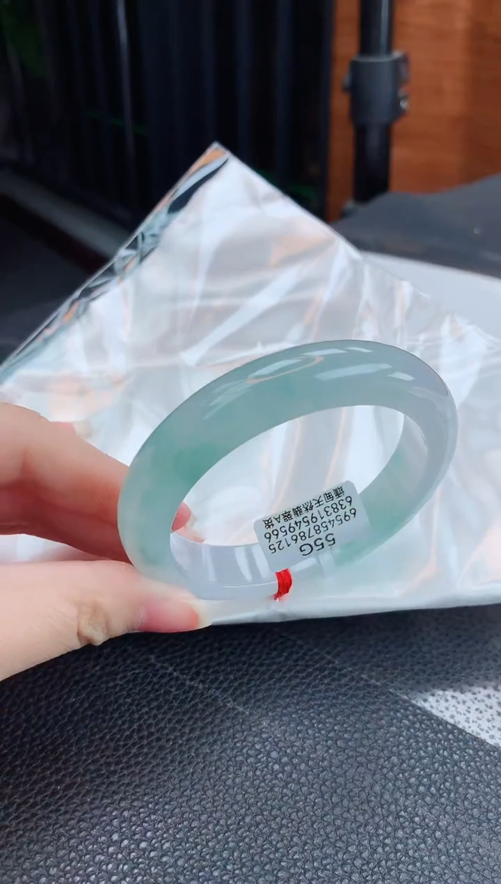 【闪购商品】翡翠手镯未镶嵌缅甸天然翡翠A货手镯