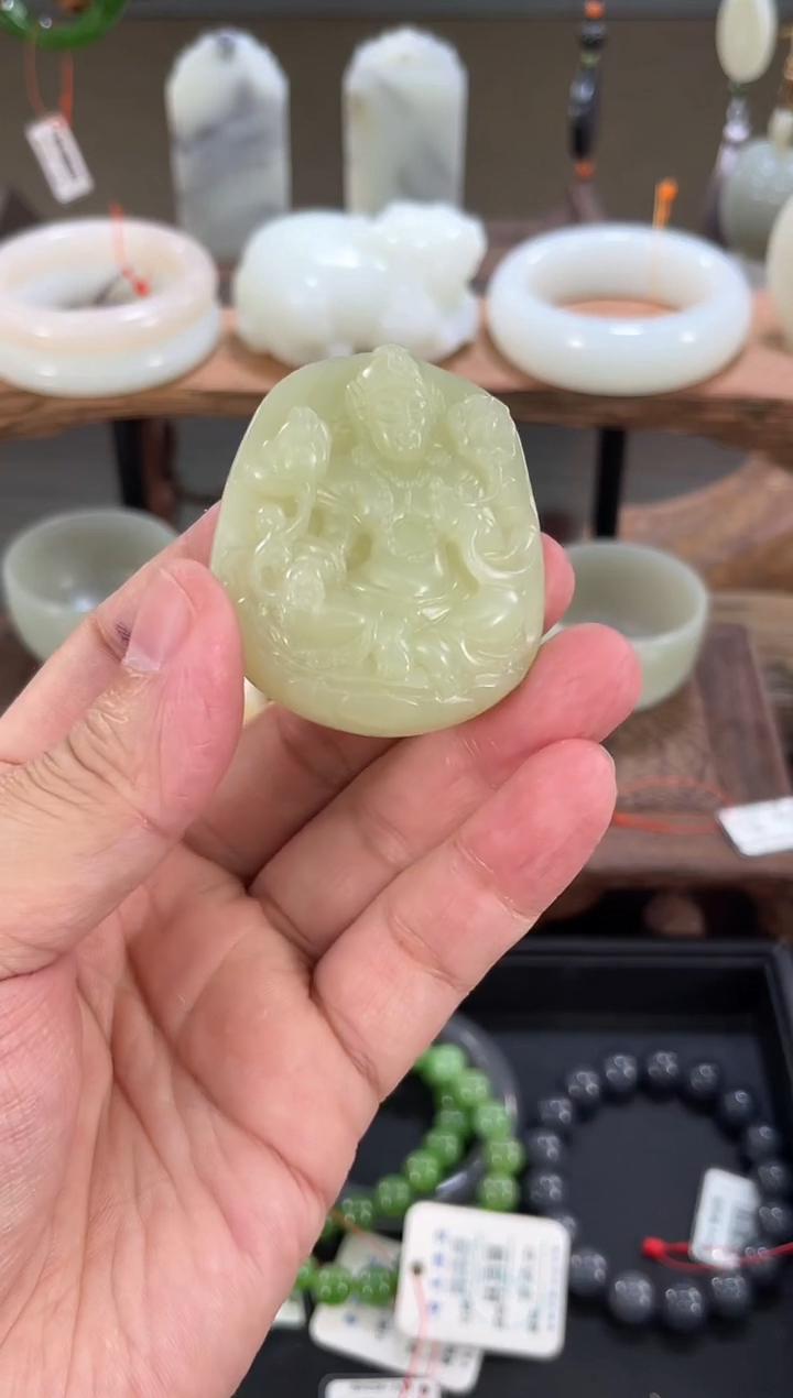 【闪购商品】和田玉吊坠未镶嵌若羌黄口 观音 