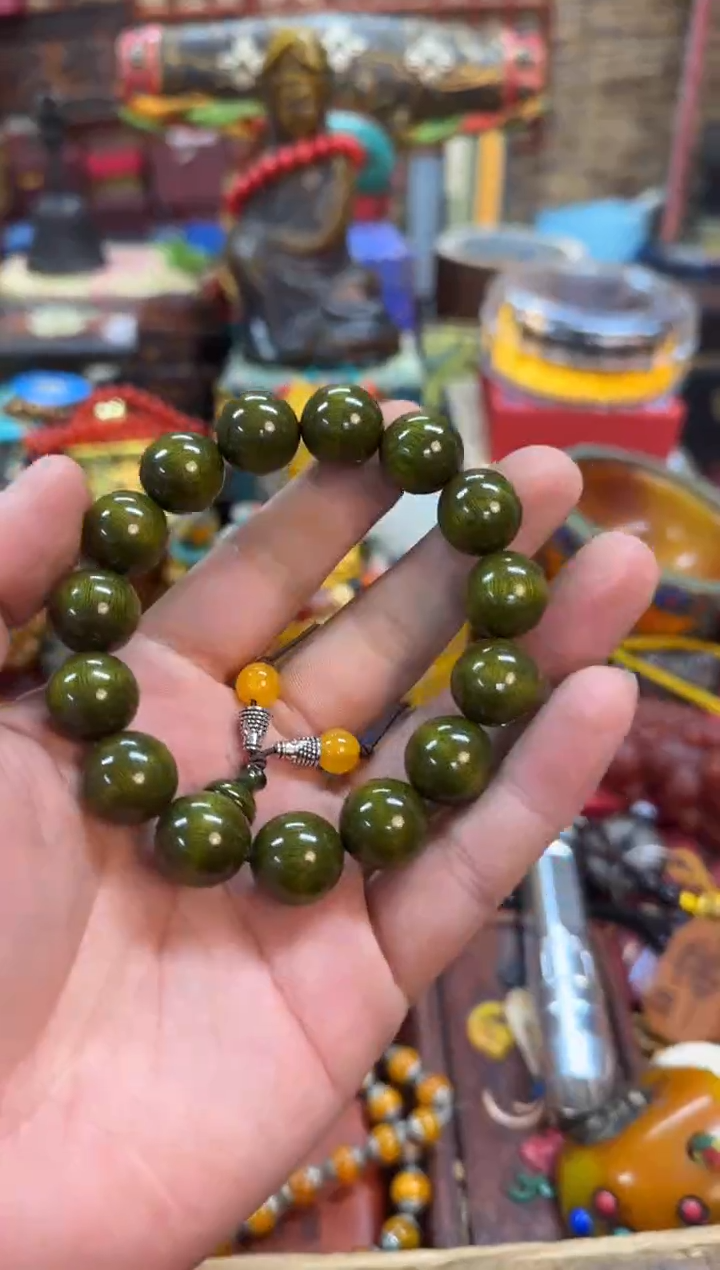 【闪购商品】滴血莲花菩提吊坠推荐好物如图所示