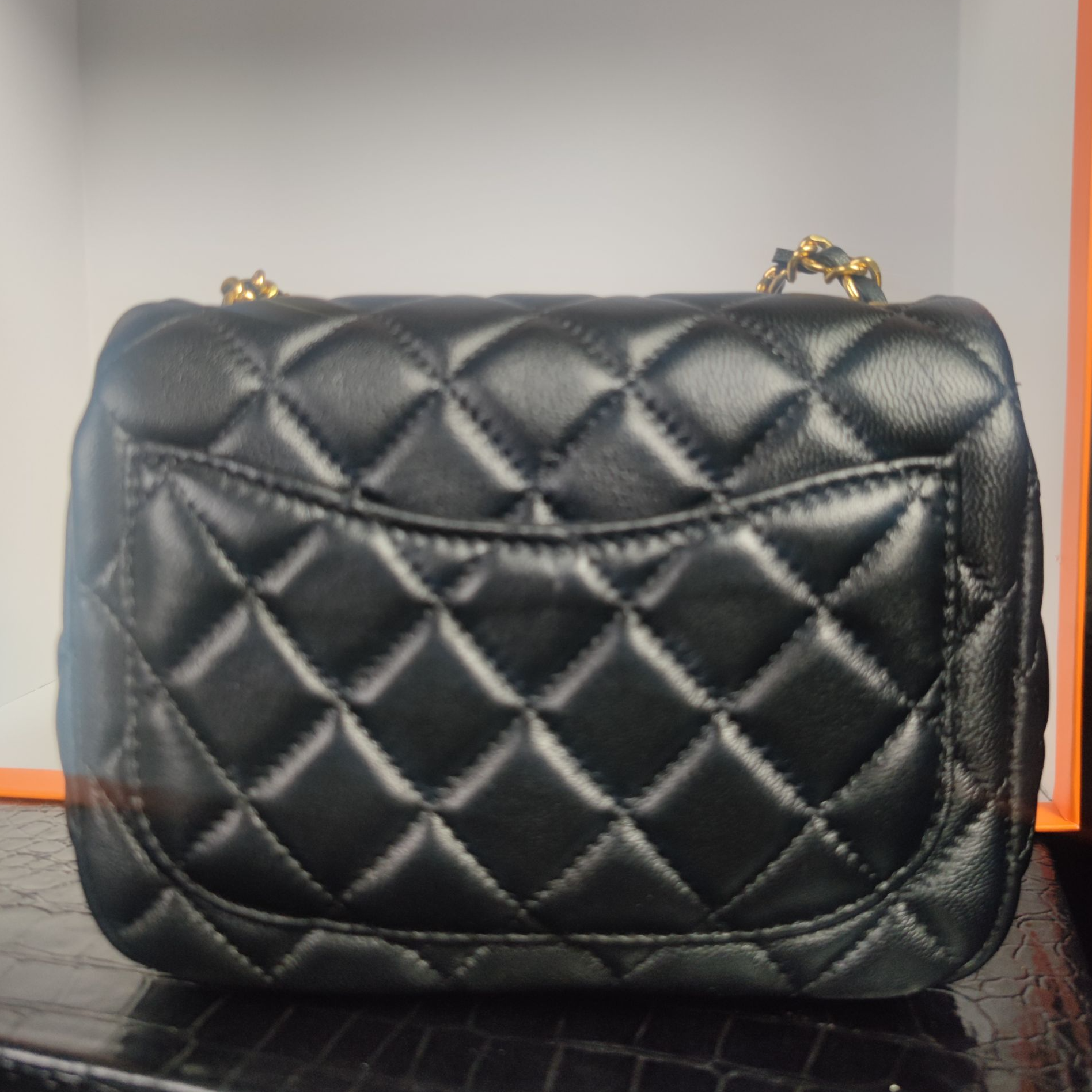 X小金球方胖子黑C10398黑色2025新款时尚女士真皮单肩包